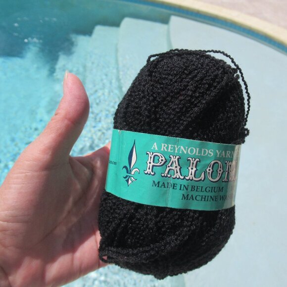 Lot of 5 Skeins VTG Reynolds Kitten Yarn, Acrylic Paloma II Black from Belgium - Picture 2 of 12